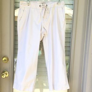 Old Navi Belted Capri